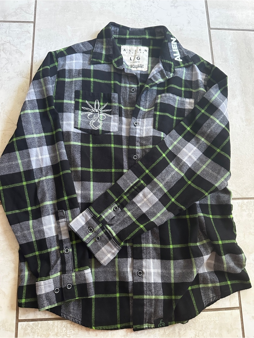 Alien L/G Men’s Black, Gray & Green Plaid Button-Down Shirt